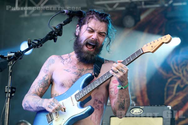 BIFFY CLYRO - 2014-07-06 - BELFORT - Presqu'ile du Malsaucy - Simon Alexander Neil